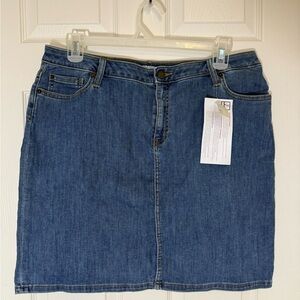 4/$20 Amazon Essentials Western Denim mid rise Size 18- NWT